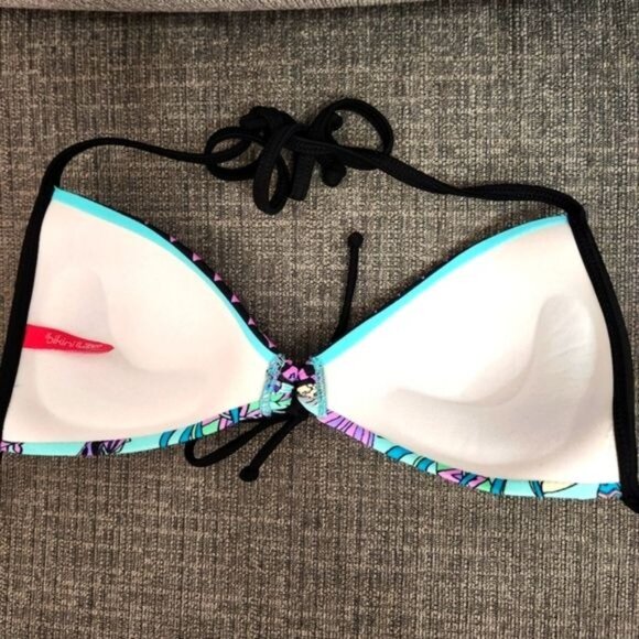 The BIKINI lab Triangle bikini top - Picture 5 of 7